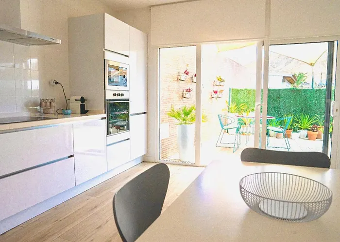 Casa Mimar Moderna Y Acogedora Nyaraló La Oliva